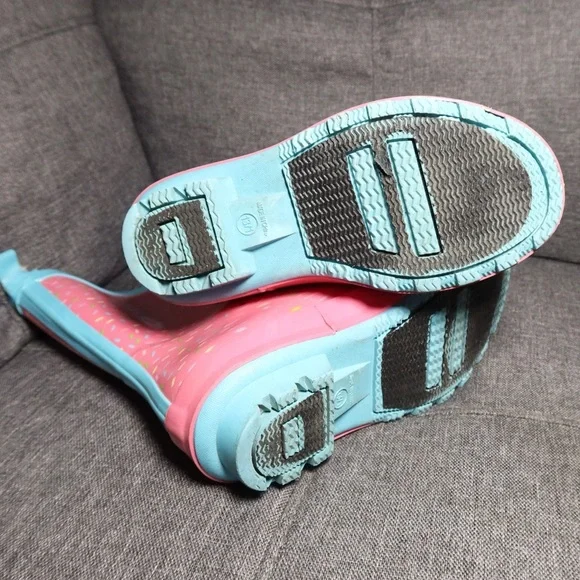 Wonder Nation Pink Kids Boots with Cupcake Design - Picture 4 of 4